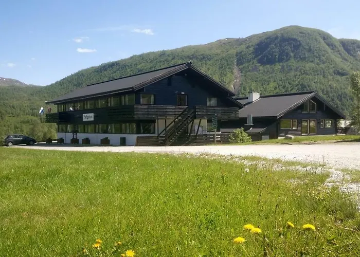 Helgatun Fjellpensjonat 3*