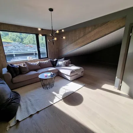 Helgatun Fjellpensjonat 酒店 Vossestrand